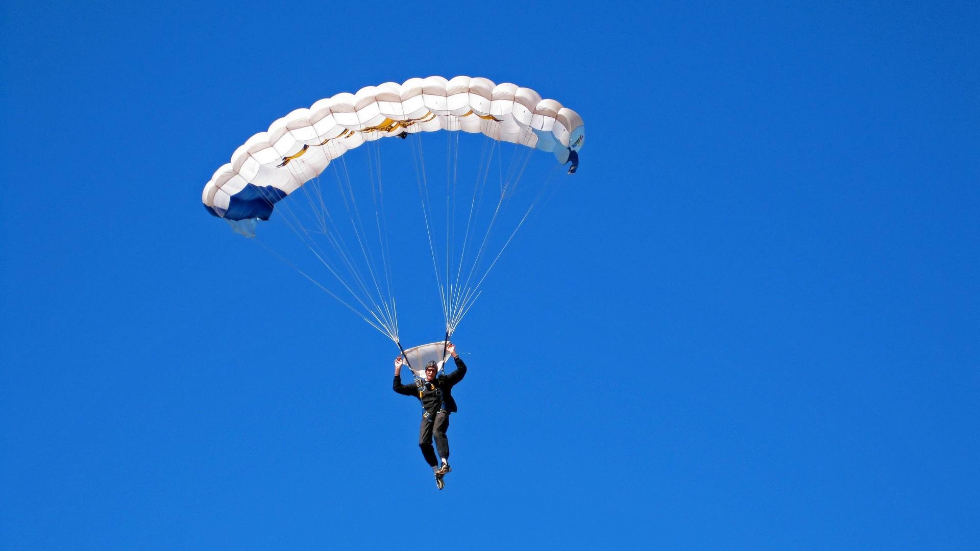 欧冠决赛之夜，法比尼奥的完美交响曲，赛后评分拉满背后的战术诗篇